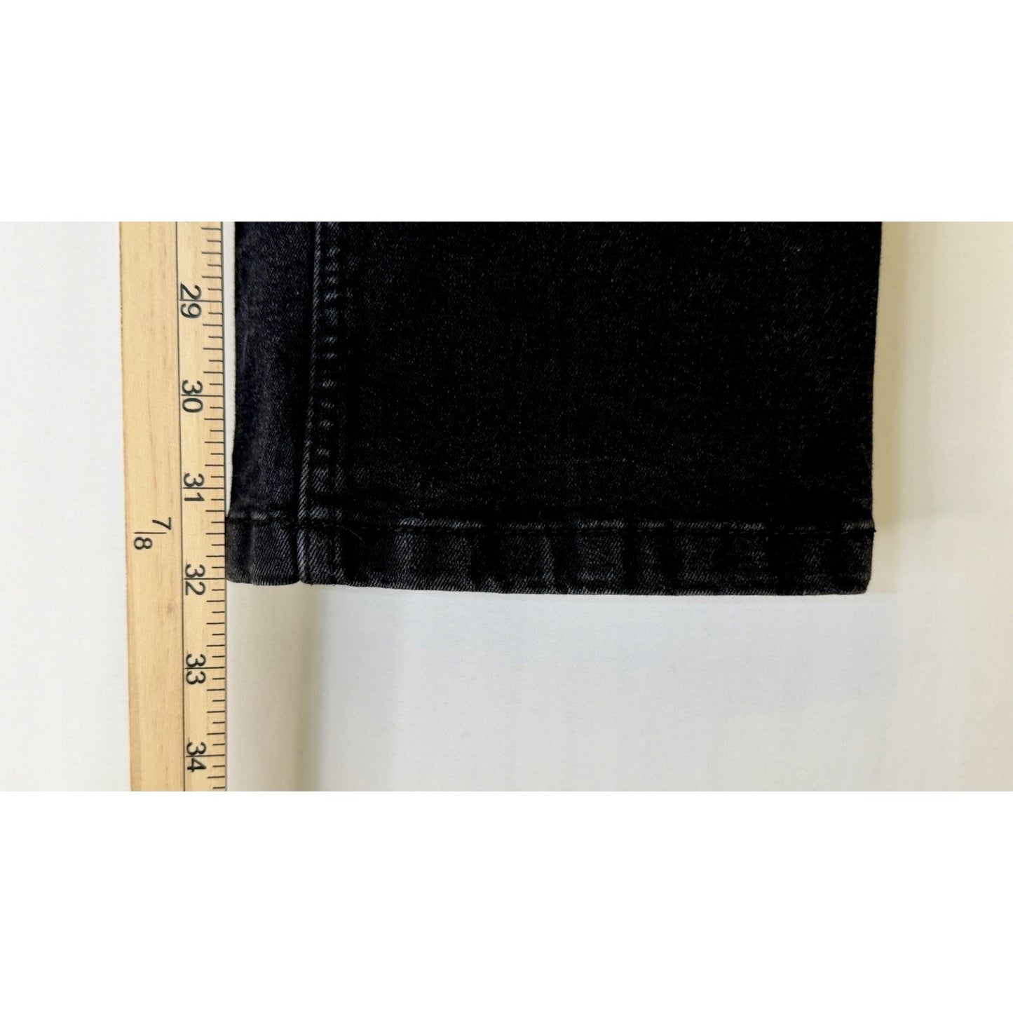 Artful Rebel Jeans Mens 34x32 Black Jax Slim Fit Straight Leg Stretch NWOT