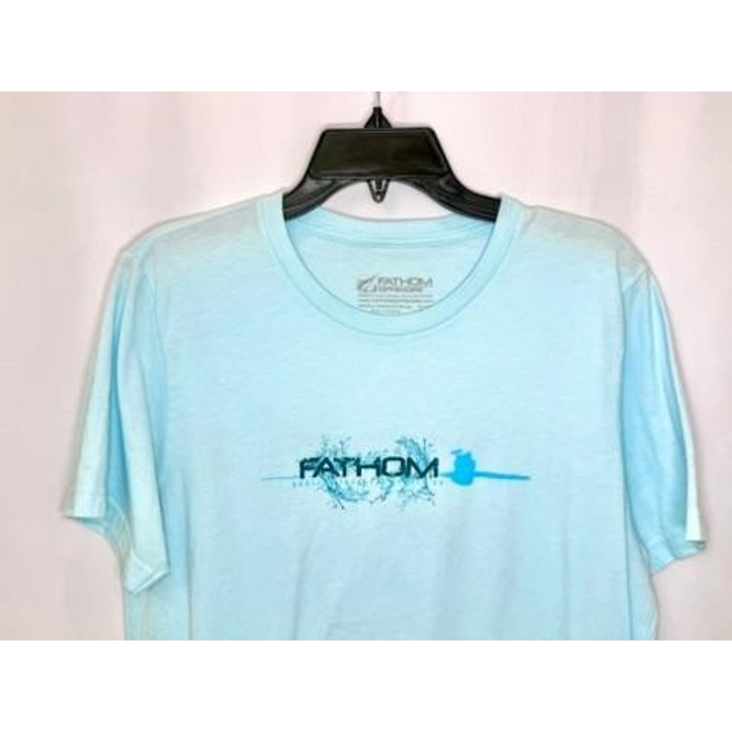 Fathom Offshore Marlin Fishing T-Shirt Mens Large Light Blue Short Sleeve Tee