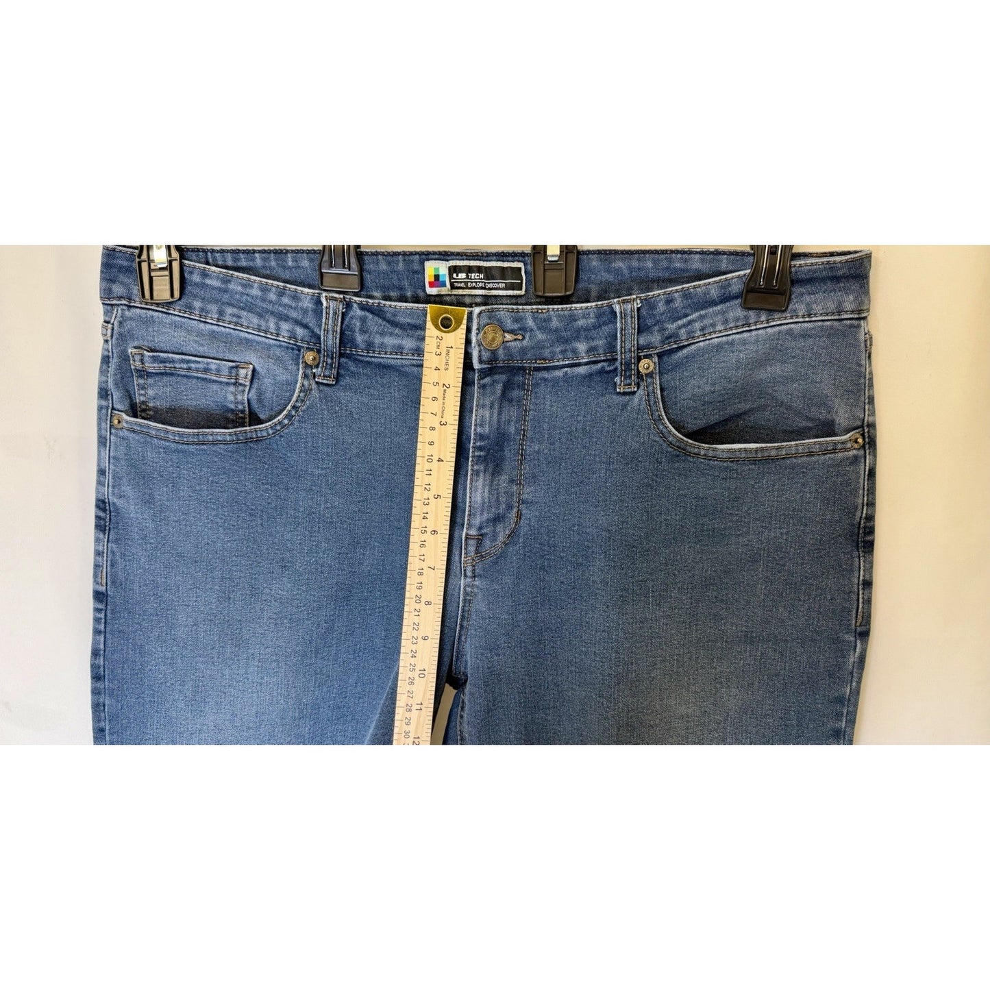 UB Tech Jeans Mens Travel Explore Discover Straight Stretch Denim Blue 38x32
