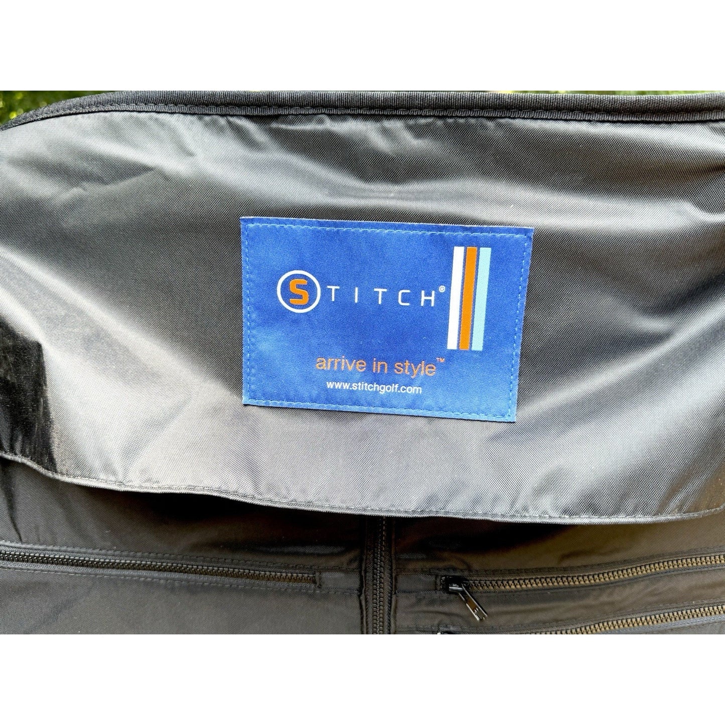 STITCH Golf UGB Ultimate Garment Bag 2-in-1 Convertible Duffle Black NWT