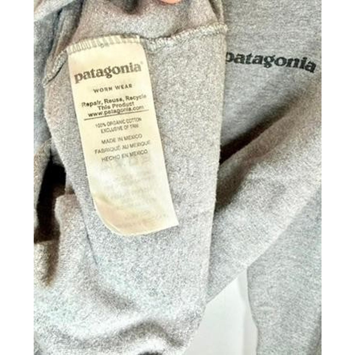 Patagonia Fitz Roy Trout Long Sleeve Shirt Mens XL Gray Organic Cotton Graphic