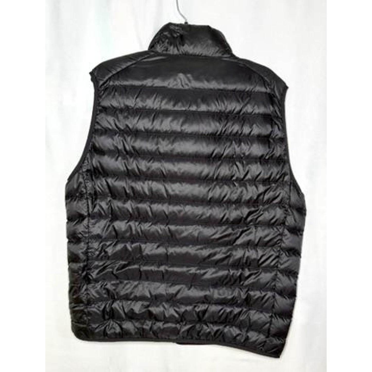 Uniqlo Ultra Light Down Vest Mens XL Black Puffer Full Zip Water Repellent