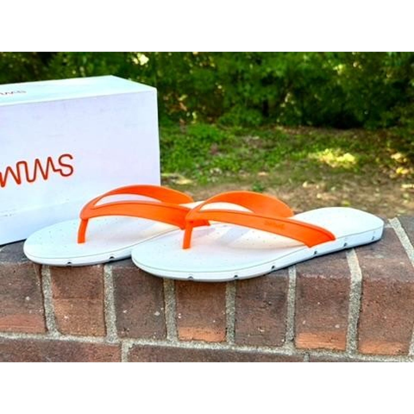 SWIMS Breeze Thong Sandal Mens Size 11 Orange White Gray Flip Flop 21287-589-11