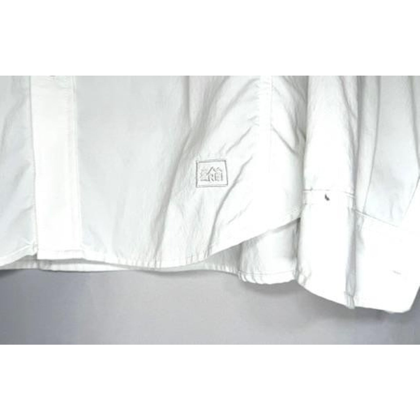 REI Co-op Sahara Mens XL White Long Sleeve Button Up Hiking Fishing Shirt Nylon