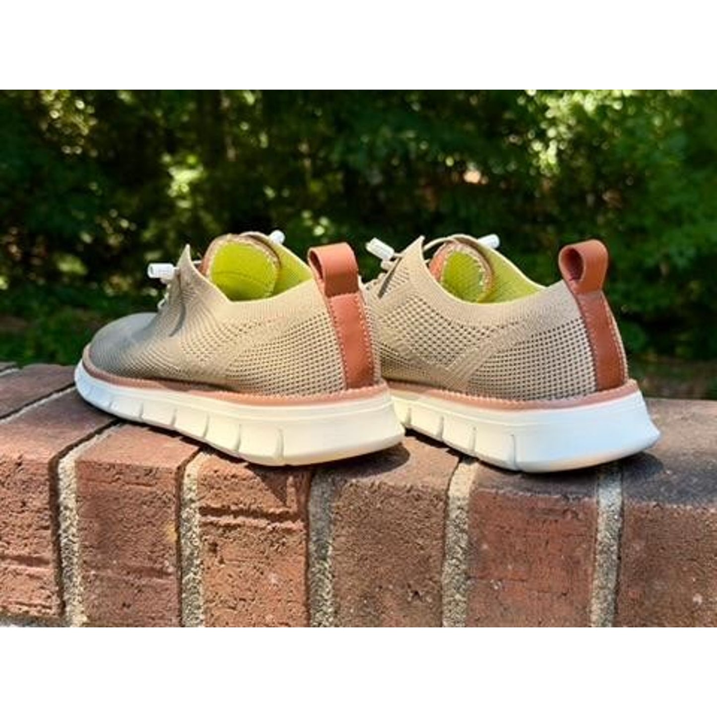 Austen Knit Casual Shoes Men's Size 7.5 Beige Slip On Elastic Laces EU 40