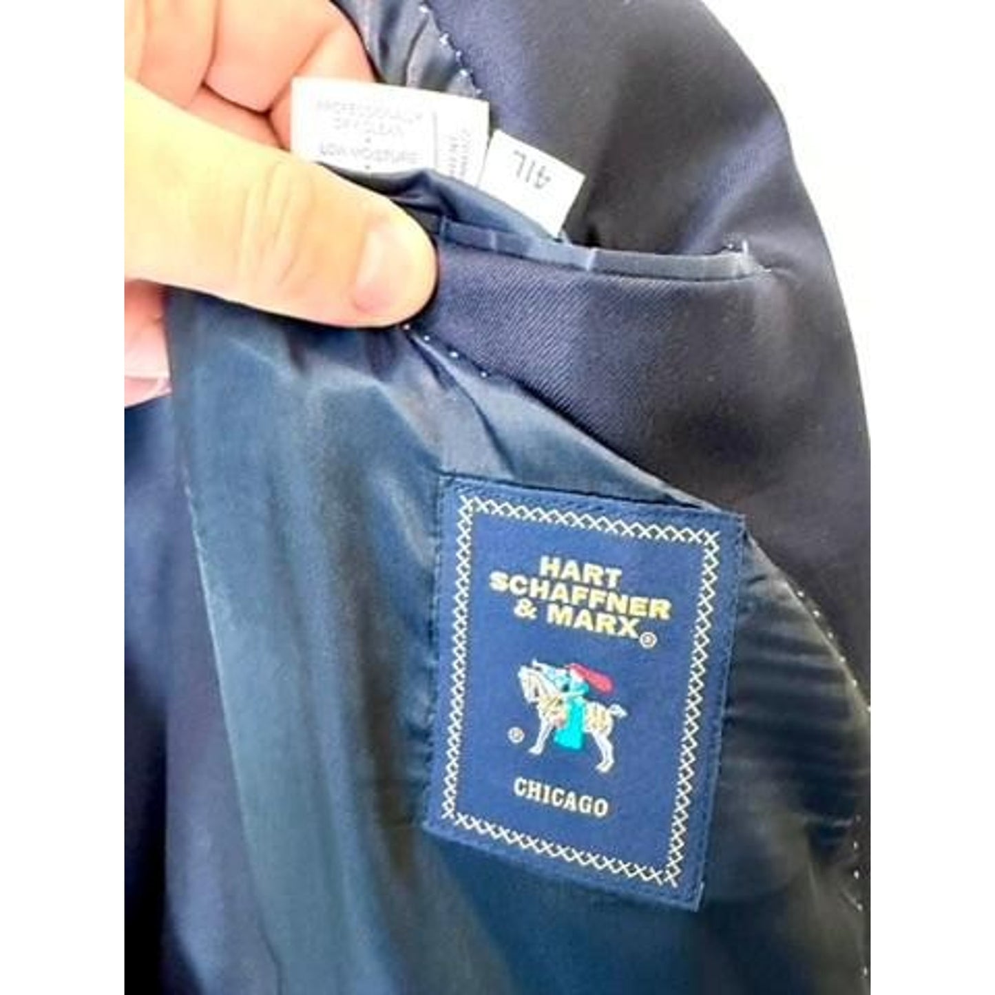 Hart Schaffner Marx Mens 2 Piece Suit 41L Navy Blue Wool Blend Pleated Pants USA