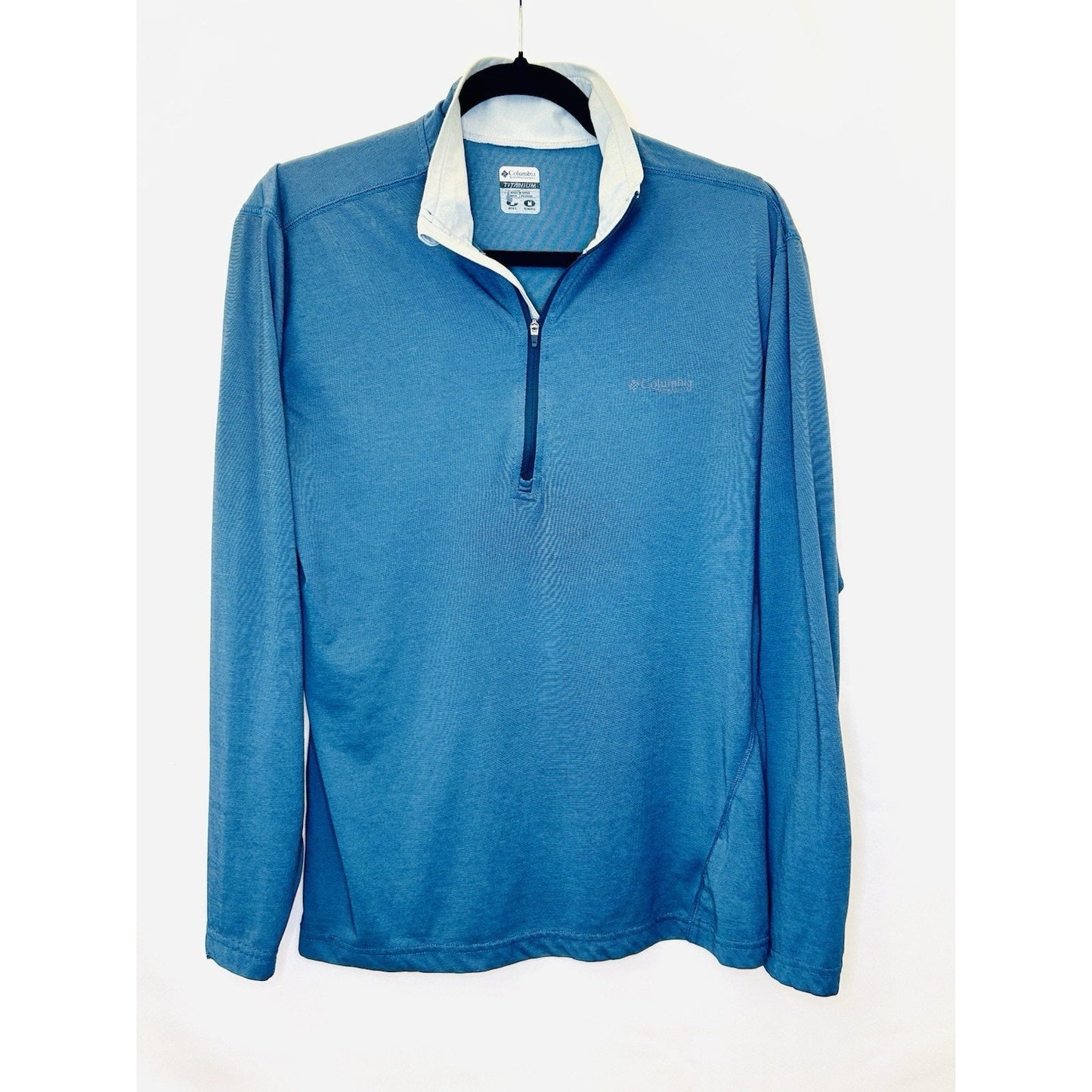 Columbia Titanium Series 1/4 Zip Up Blue Pullover - Men’s Medium