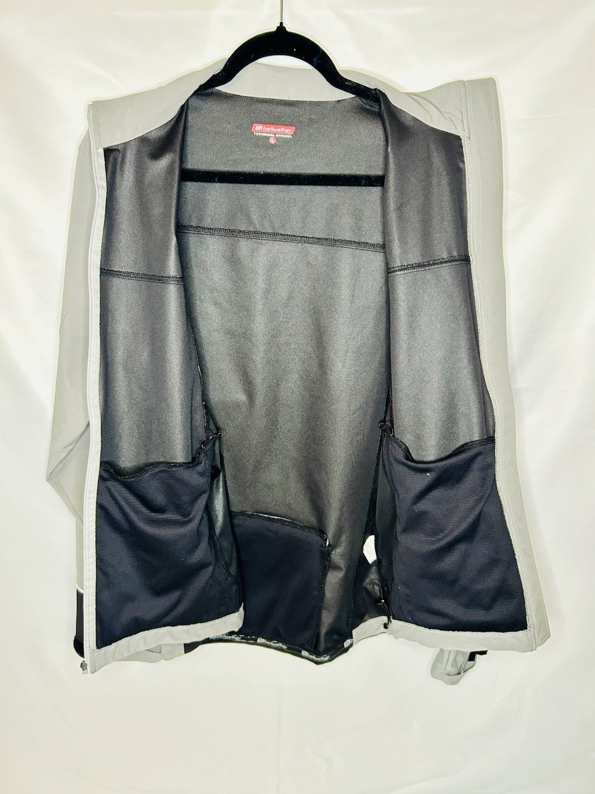 Bellwether Technical Apparel Mens Lightweight Jacket Size Large