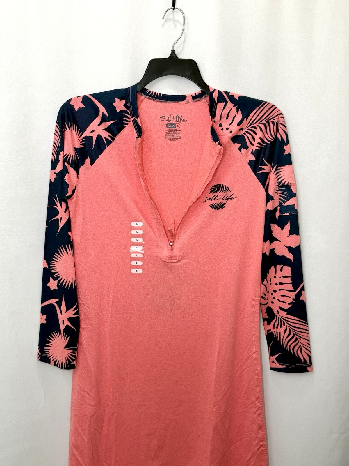 Salt Life Womens Escapism SLX Long Sleeve Performance Dress In Coral Heather NWT