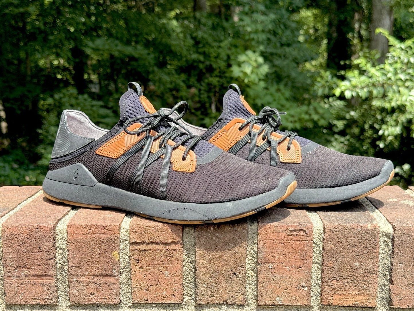 OluKai Mio Li Men’s Size 12 Lava Rock Athletic Sneakers Shoes Worn Twice