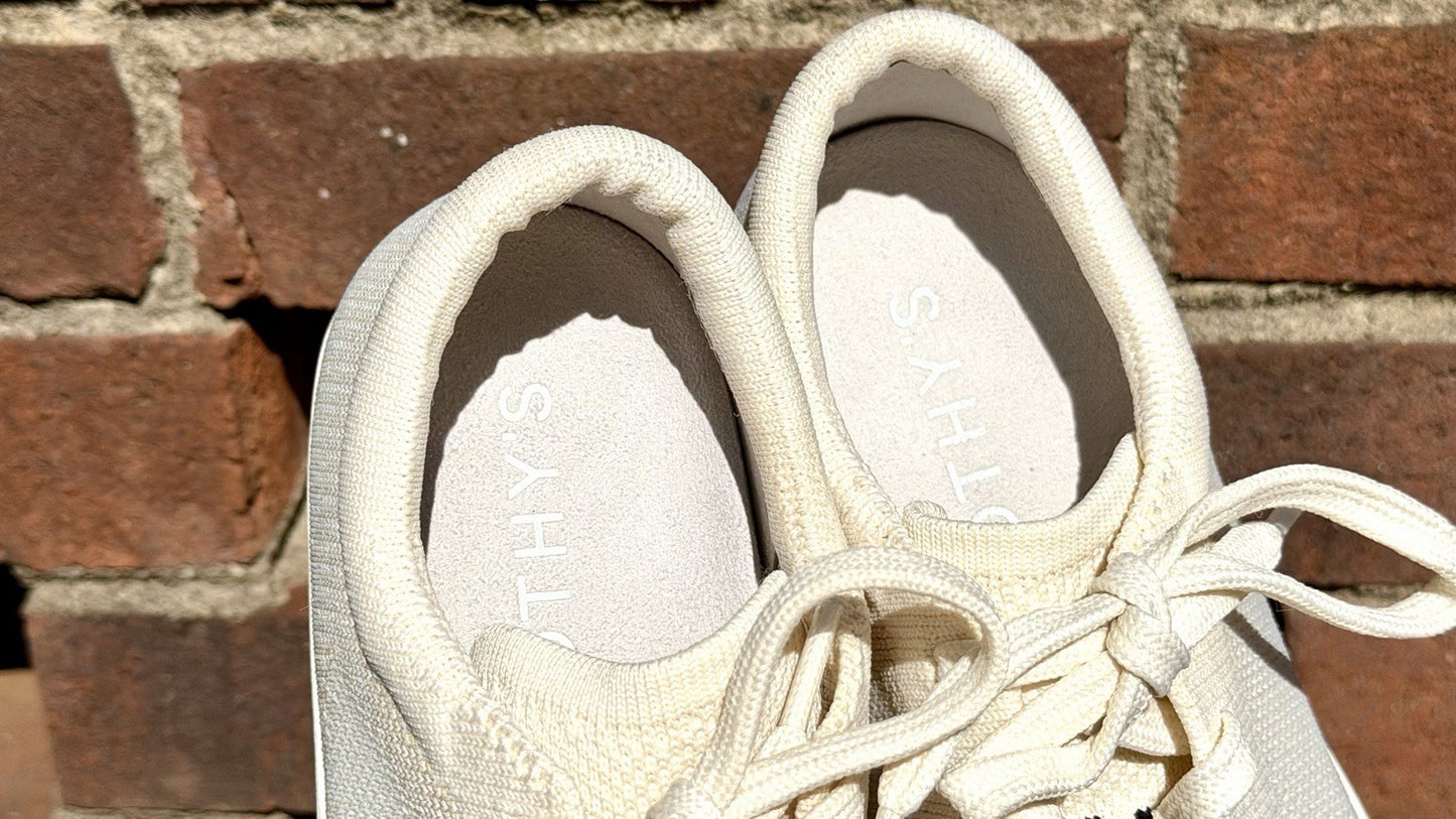 Rothy’s The Lace Up Blonde Sneakers Women's Size 8.5