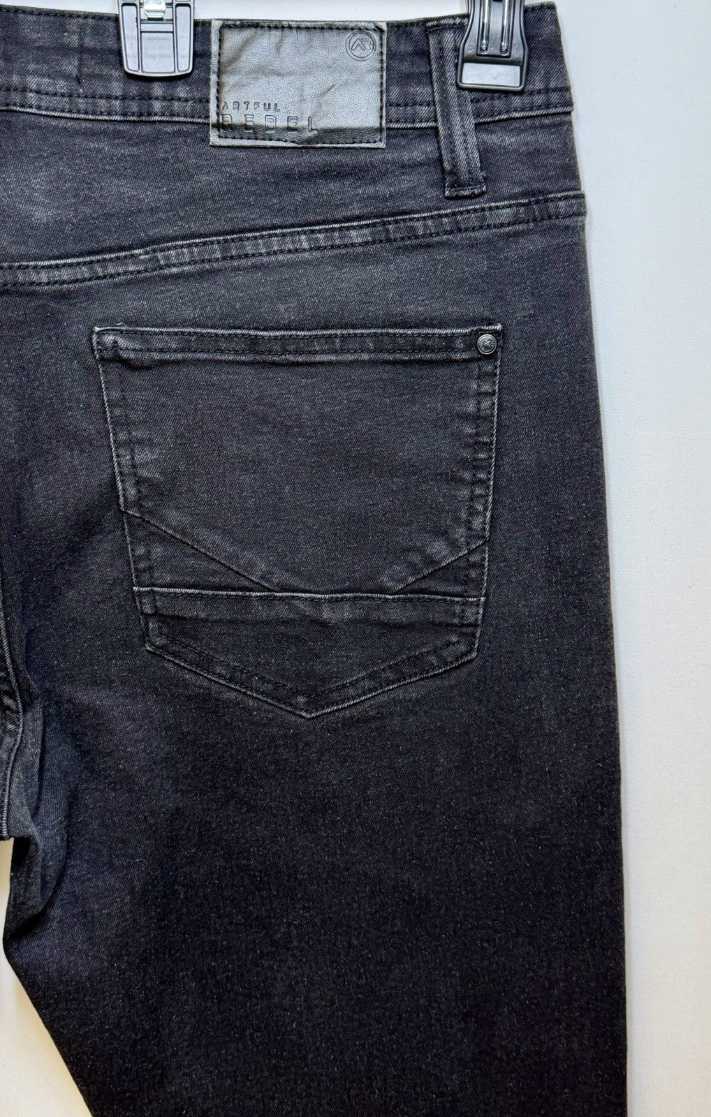 Artful Rebel Jeans Mens 34x32 Black Jax Slim Fit Straight Leg Stretch NWOT