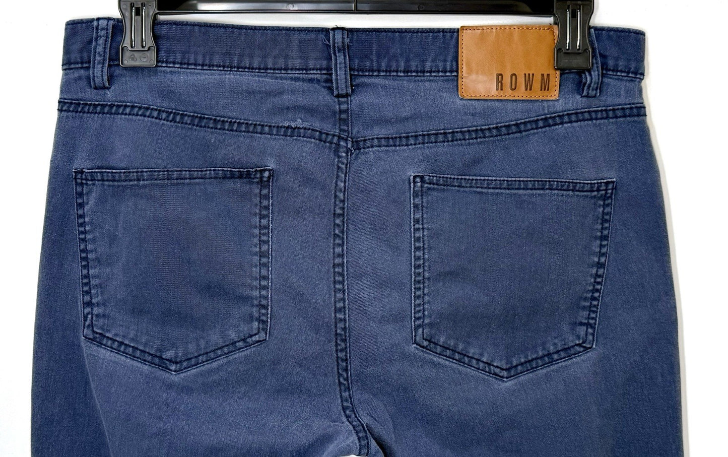 ROWM Blue Wash Denim Jeans Men’s Size 34x30 Slim Straight Leg Jeans