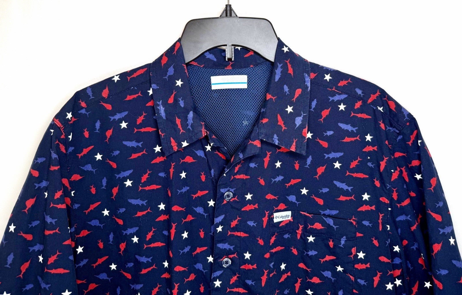 Columbia PFG Fish All OverShort Sleeve Button Front Shirt Men's Small Blue