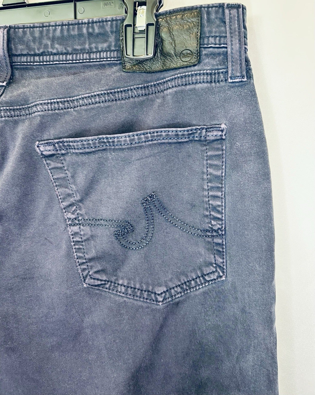 Adriano Goldschmied AG Jeans | The Graduate SUD | 36x32 | Navy | $198 Retail