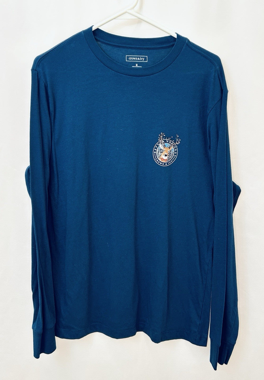 Crown & Ivy Blue Men’s Medium Long Sleeve Graphic Tshirt