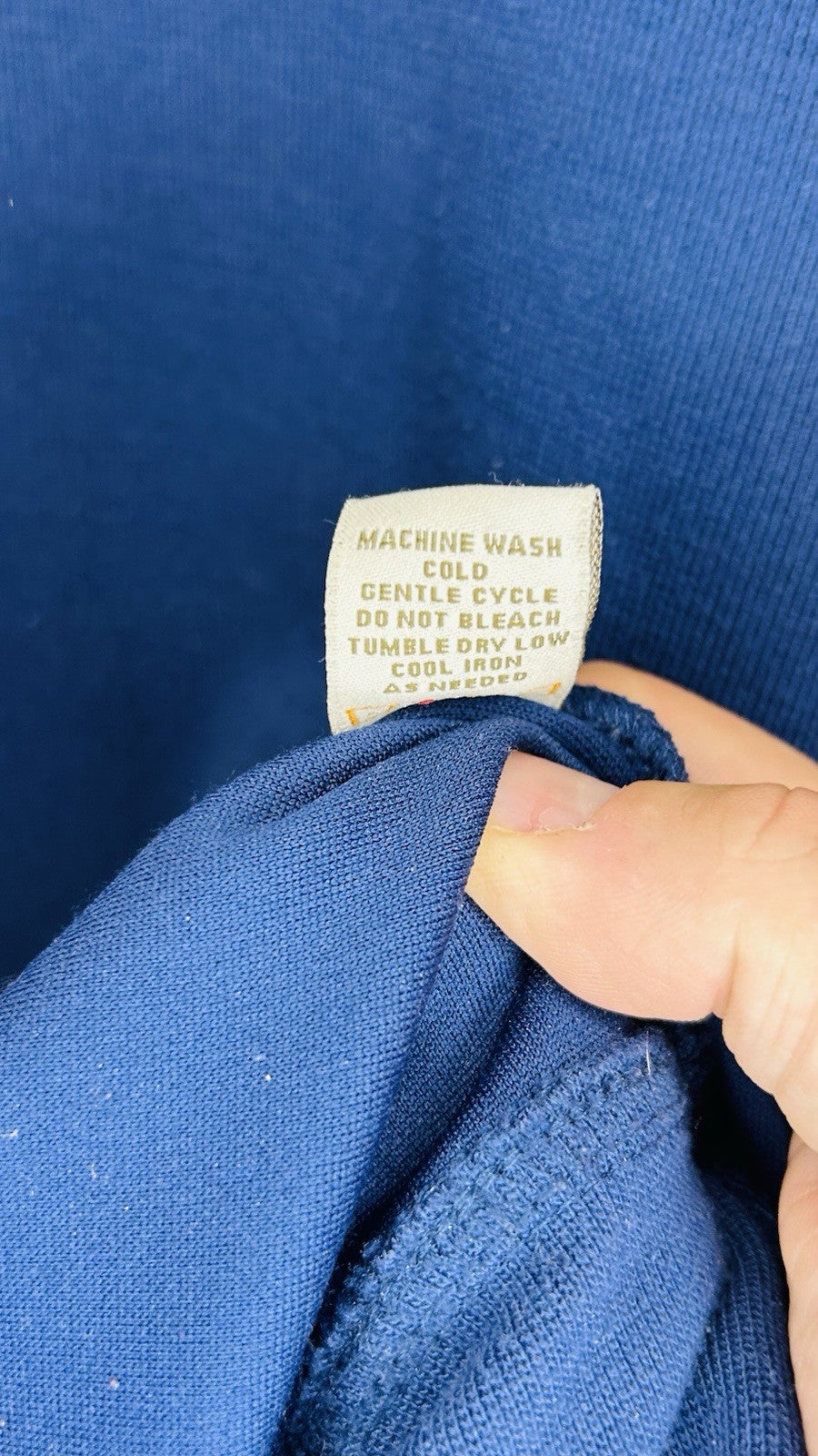 Tease… Navy Blue 1/4 Zip Golfing Pullover / Men’s Large