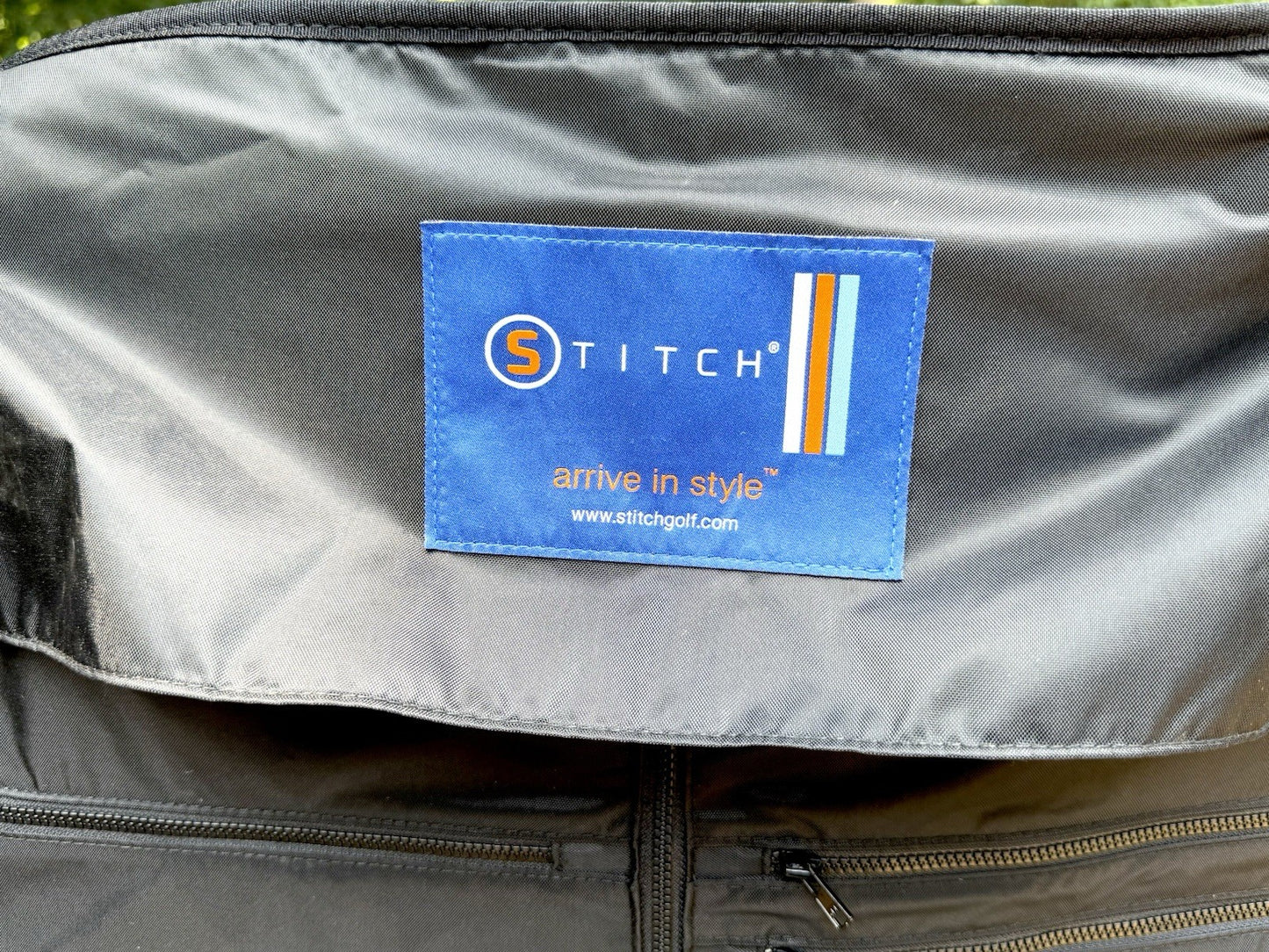 STITCH Golf UGB Ultimate Garment Bag 2-in-1 Convertible Duffle Black NWT
