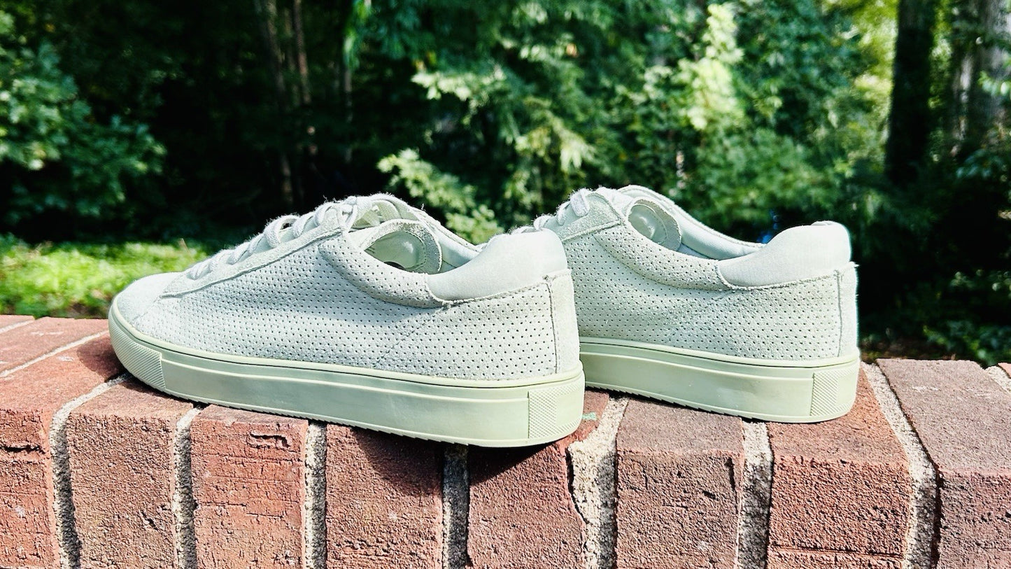 Rare!!! Steve Madden Men’s Mint Green Sneaker / Low Top /Leather / Men’s Size 10