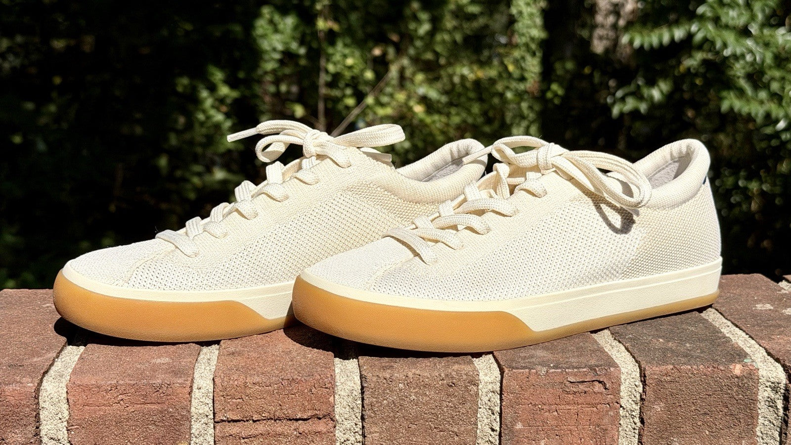 Rothy’s The Lace Up Blonde Sneakers Women's Size 7