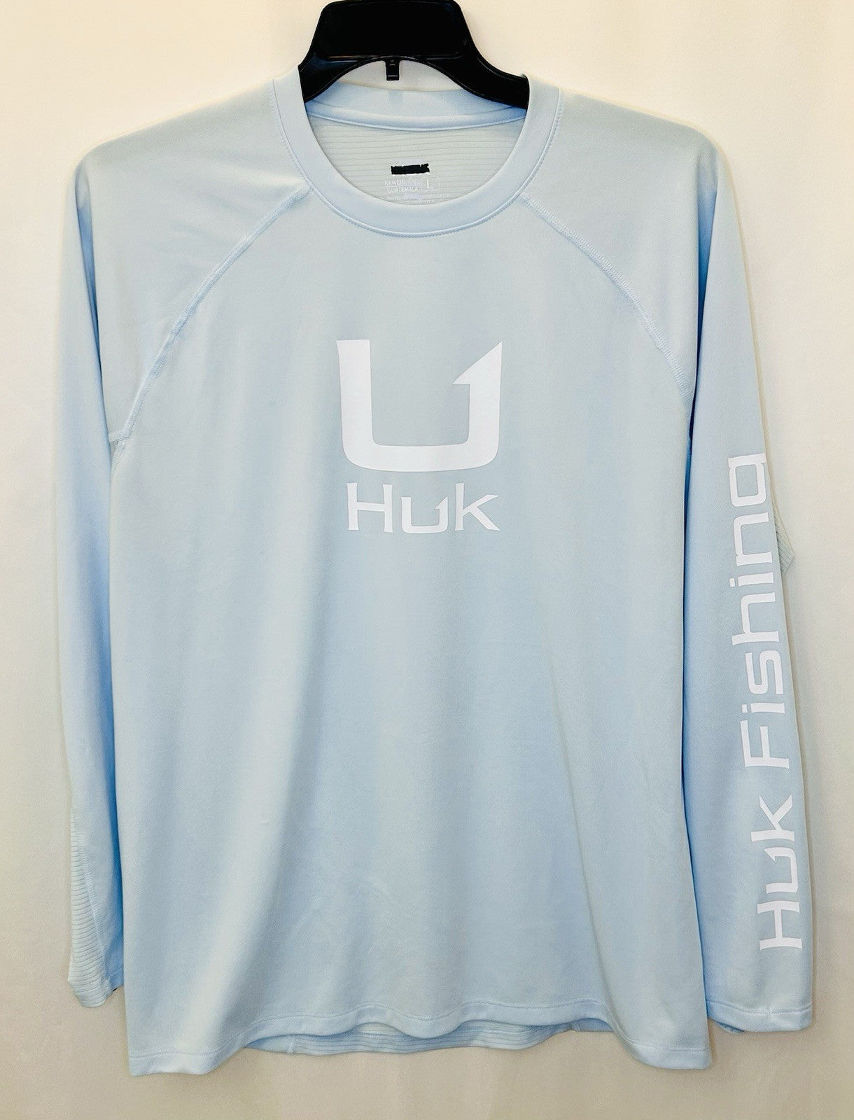 HUK Performance Logo Raglan Long-sleeved Shirt Large / Light Blue /SPF AND SOFT