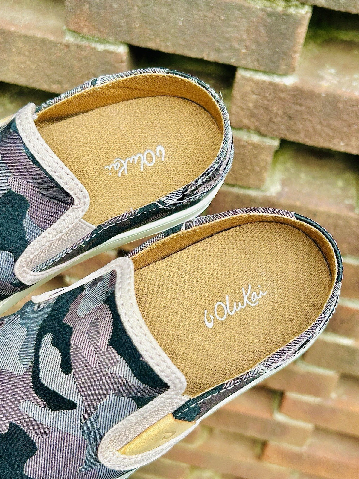 OluKai Pehuea Pa'i Ke Au Camo Slip On Sneakers Women's 7 - Slip On - Hide Heel