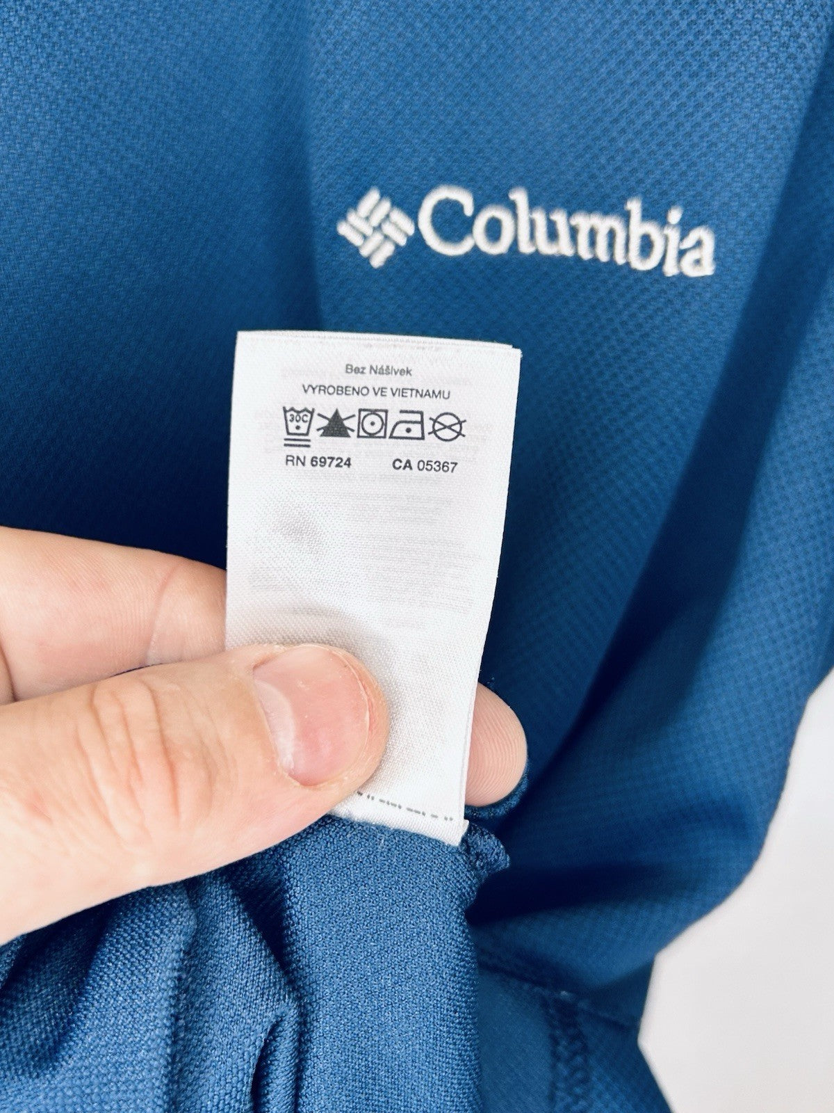 Columbia Men’s Polo Shirt Size Medium M Navy Blue Short Sleeve Collared