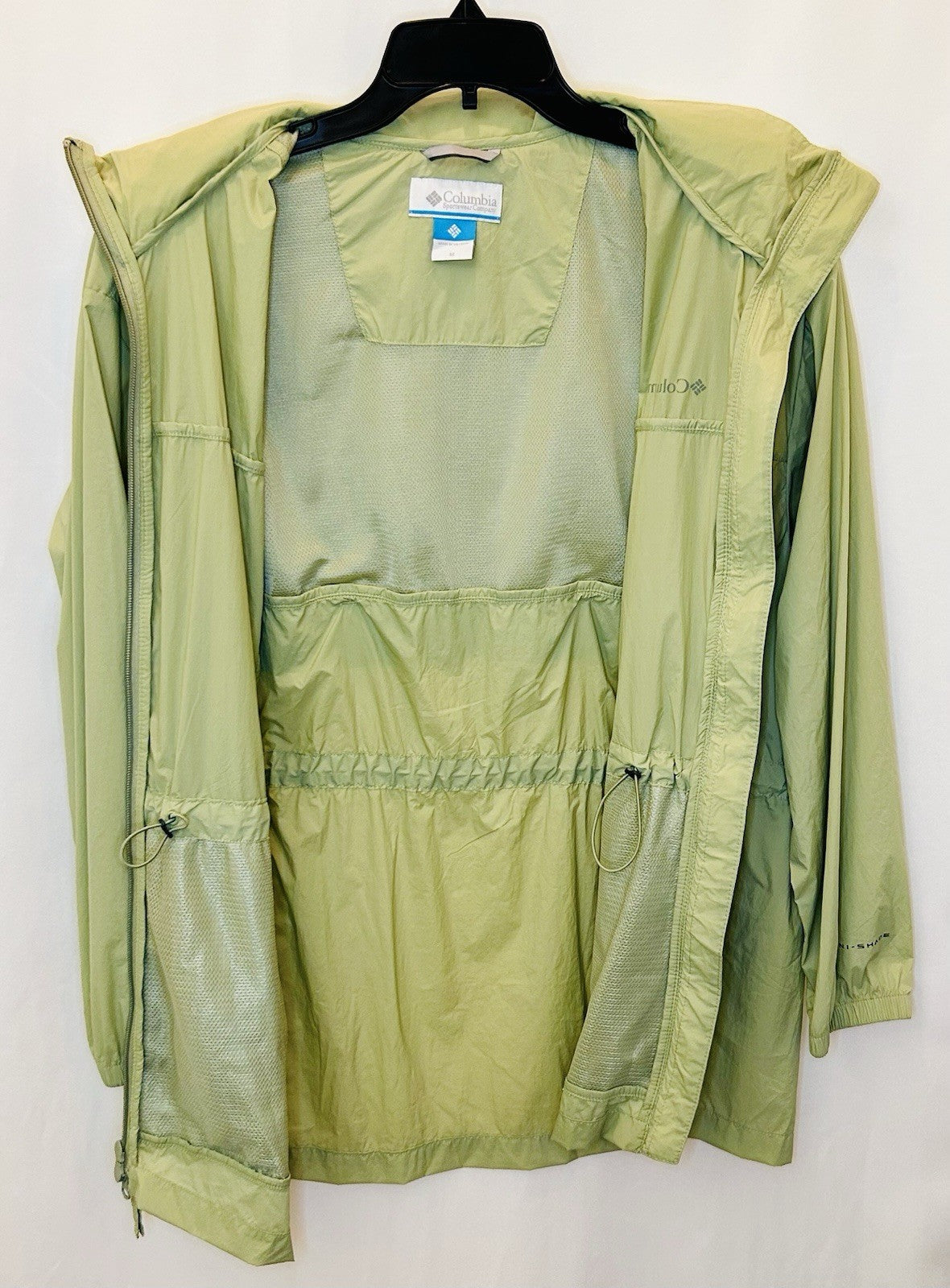 NWT Columbia Women's Medium Light Green Omni-Tech Breathable Jacket / Retail $90