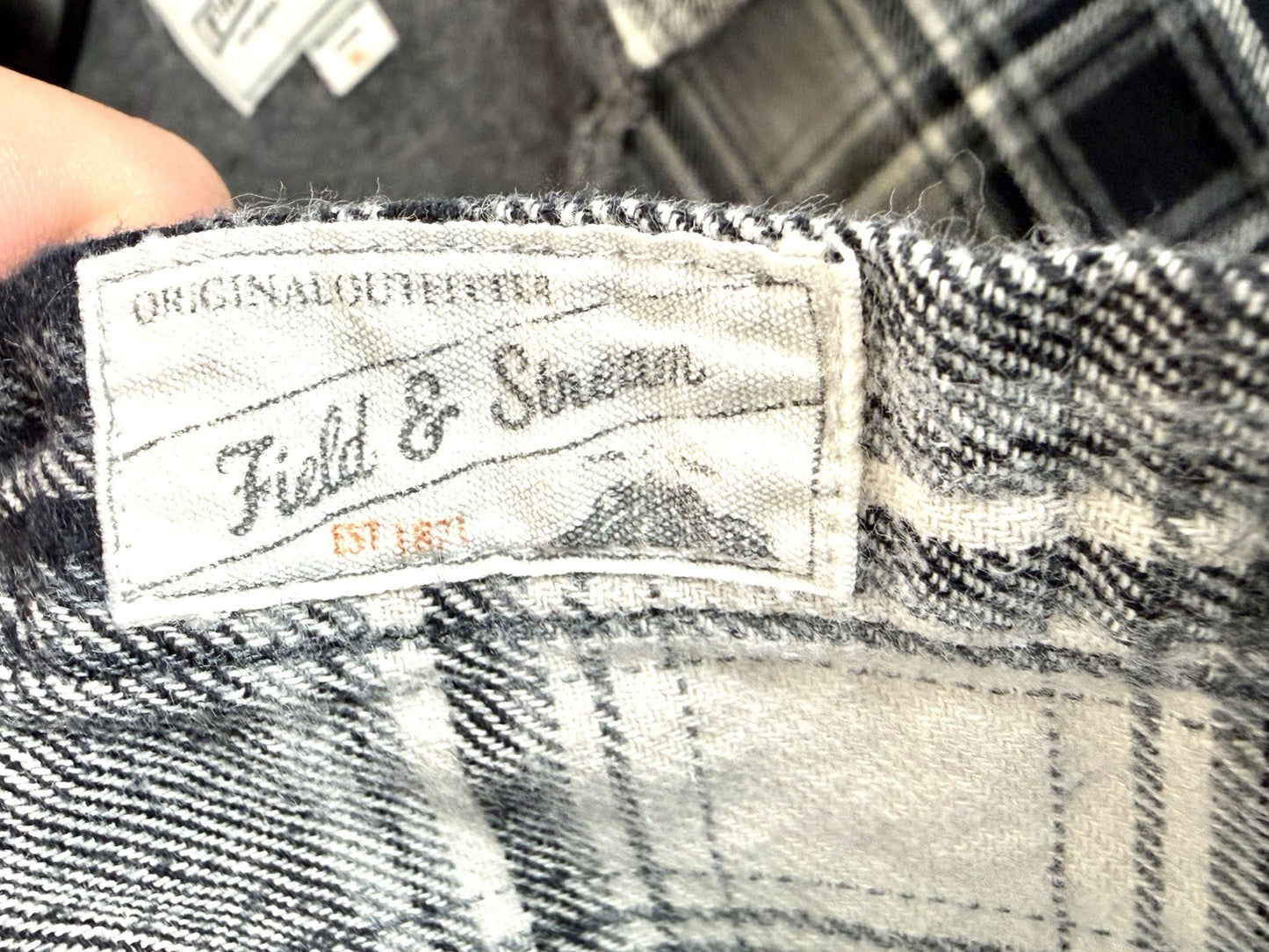 FIELD & STREAM Mens XL Flannel Shirt Black White Plaid Long Sleeve Heavyweight