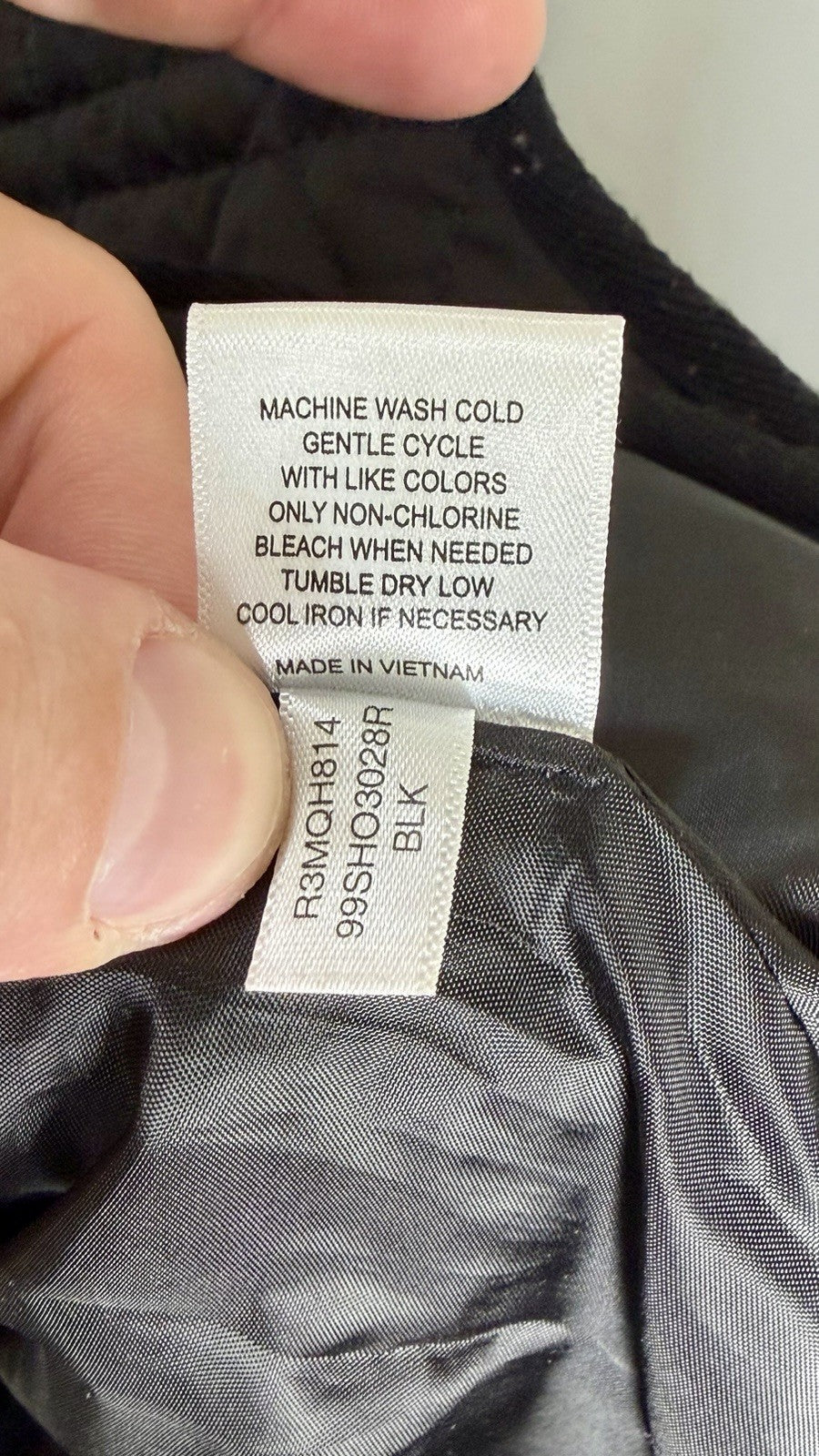 Kenneth Cole NY Quilted Black Down Puff Puffer Vest Medium Excellent See Pics!!!
