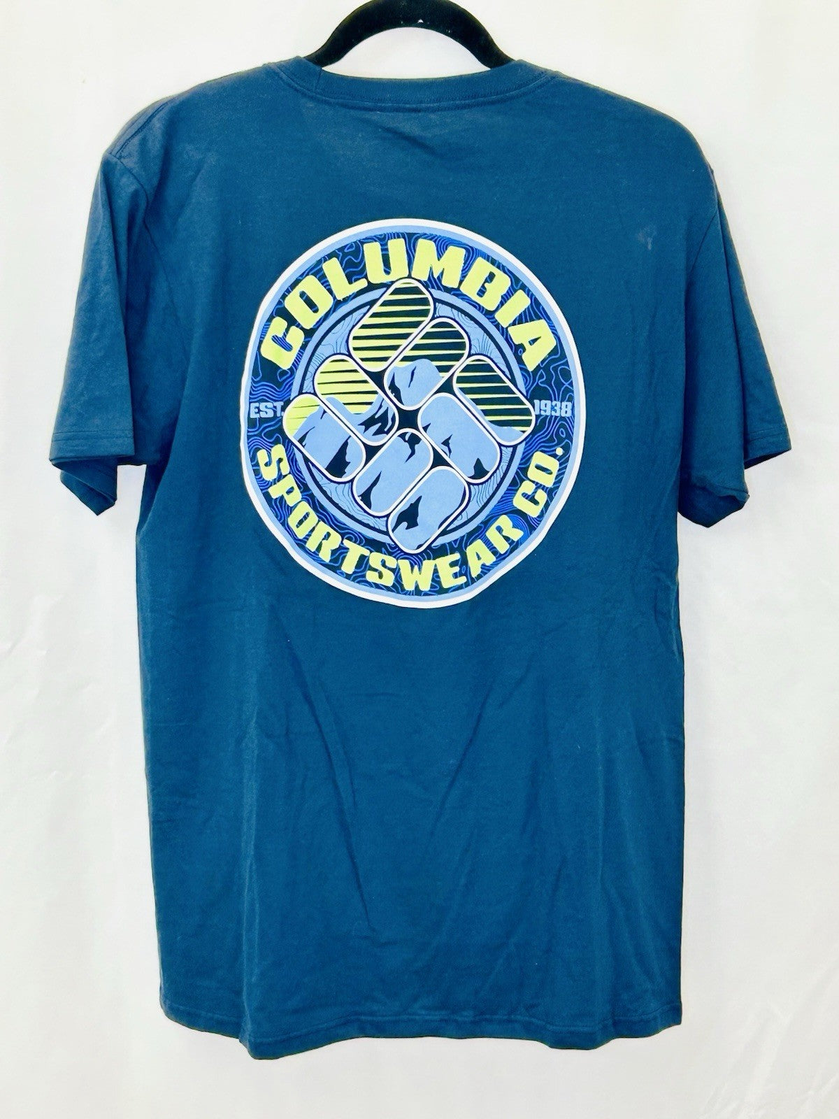 NWT Columbia Sportswear Blue Men’s Medium Graphic T-Shirt