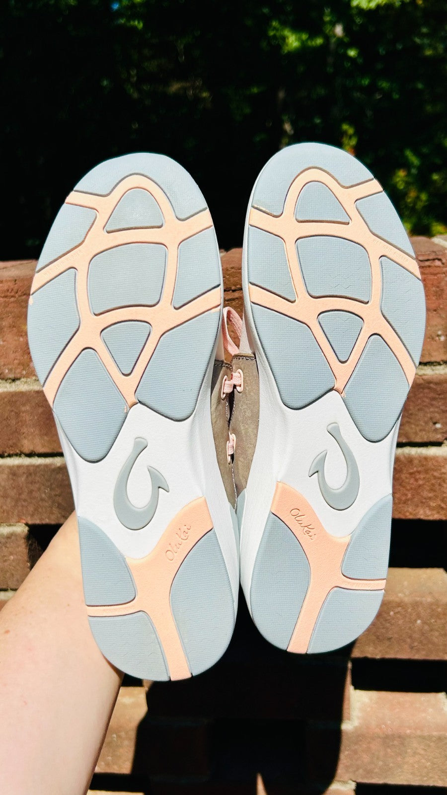 OLUKAI Pearl Blush/Pale Grey Miki Li Slip On Shoes Sneakers | Women's Size 7