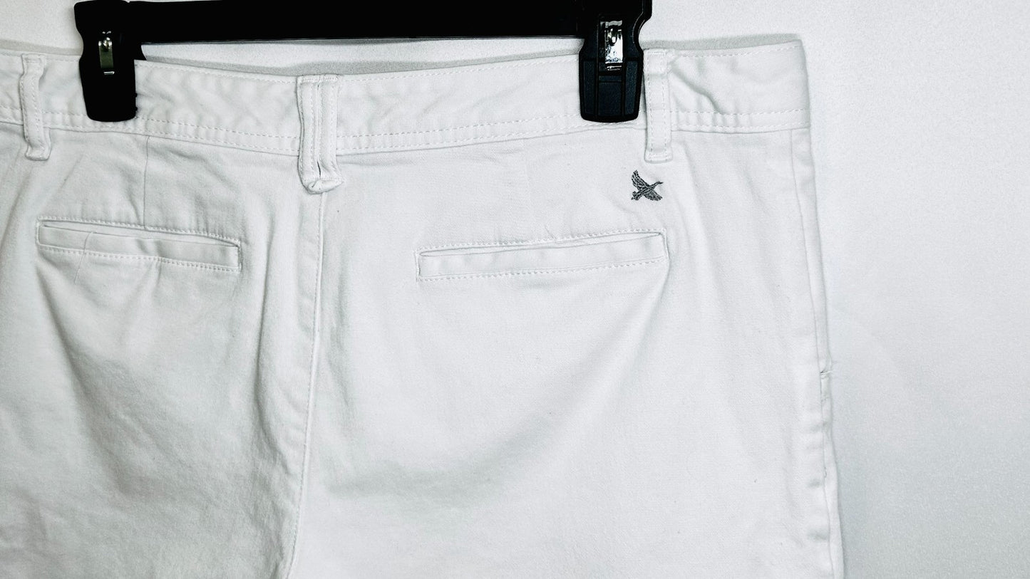 Eddie Bauer Women’s Shorts LEGEND WASH Stretch Slightly Curvy White Size 12