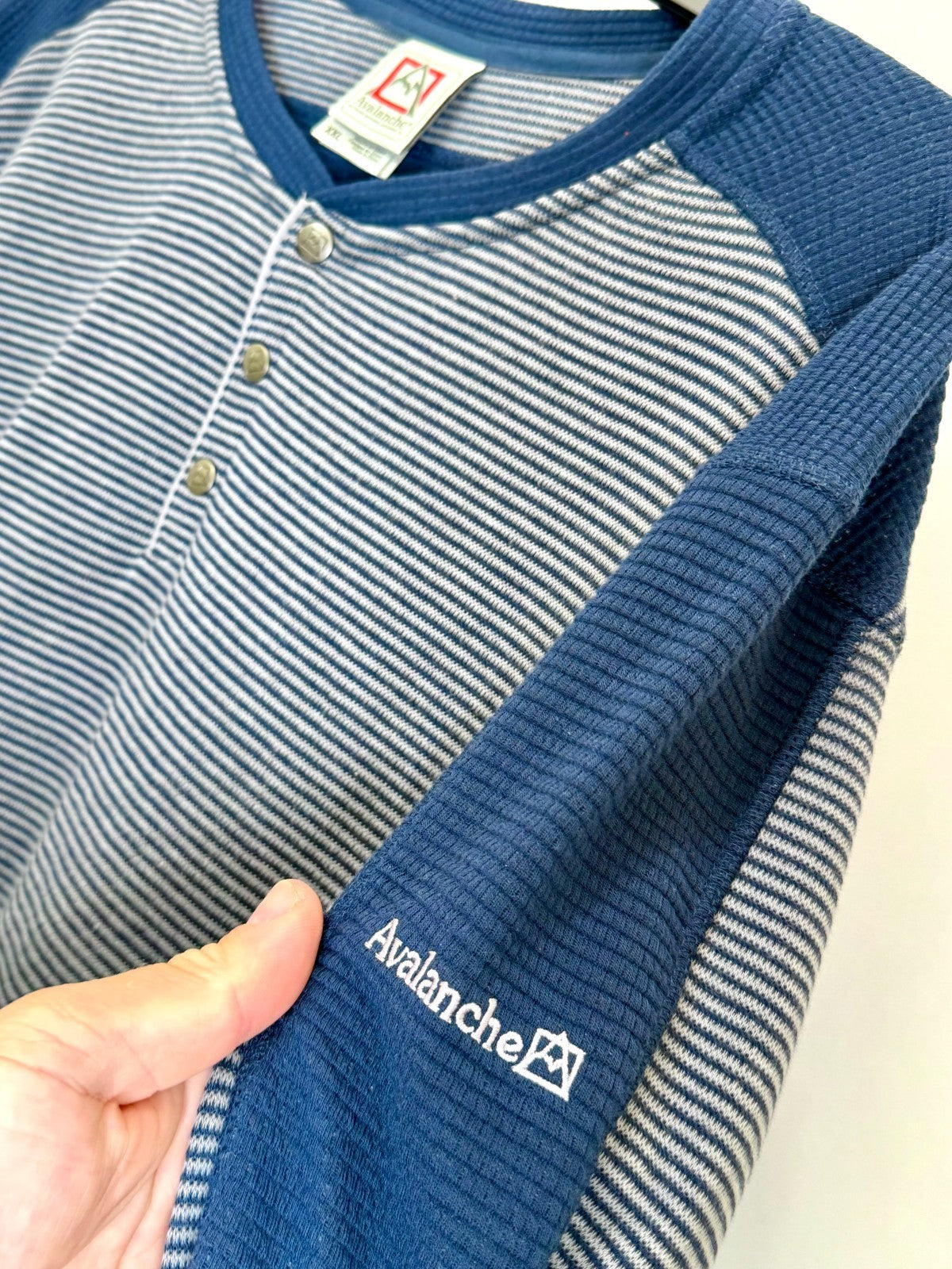 Avalanche Mens XXL Henley Shirt Long Sleeve Waffle Textured Stripe Blue White