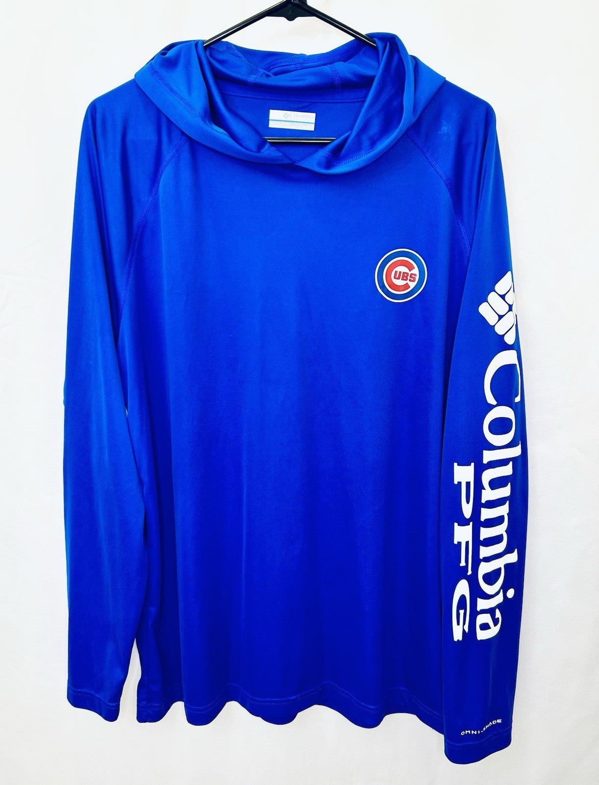 Columbia PFG & Chicago Cubs Men’s Medium Blue Long Sleeve Performance Hoodie