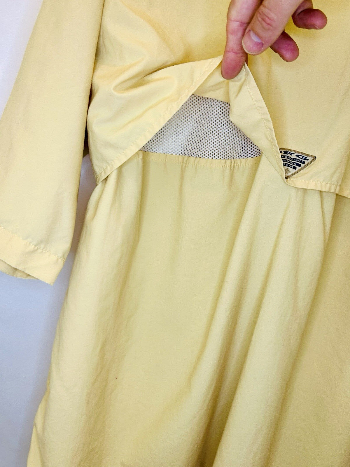 Columbia PFG Fishing Shirt Mens Size XL Vented Outdoors Beige/an