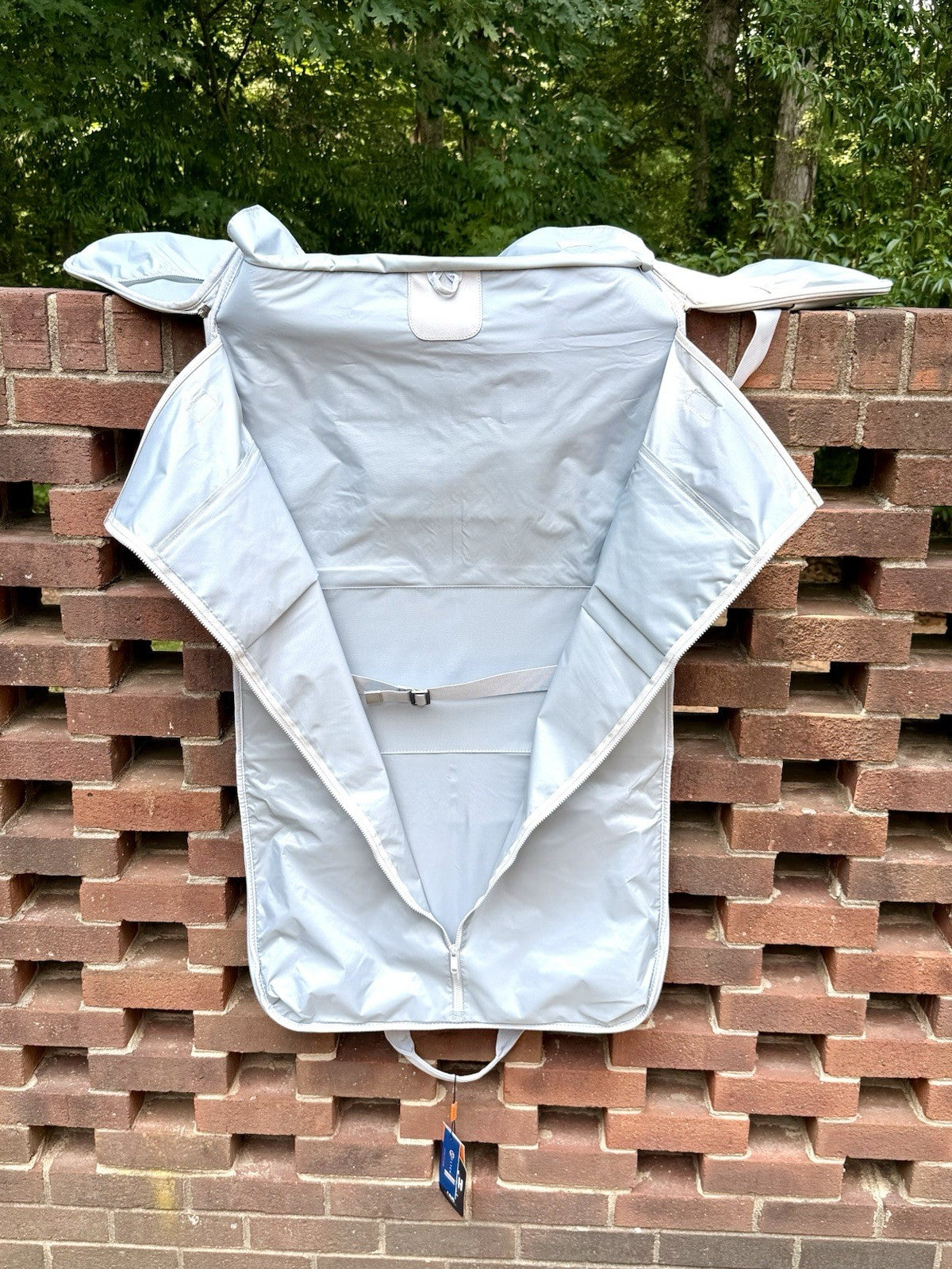 STITCH Golf UGB Ultimate Garment Bag 2-in-1 Convertible Duffle Light Gray NWT