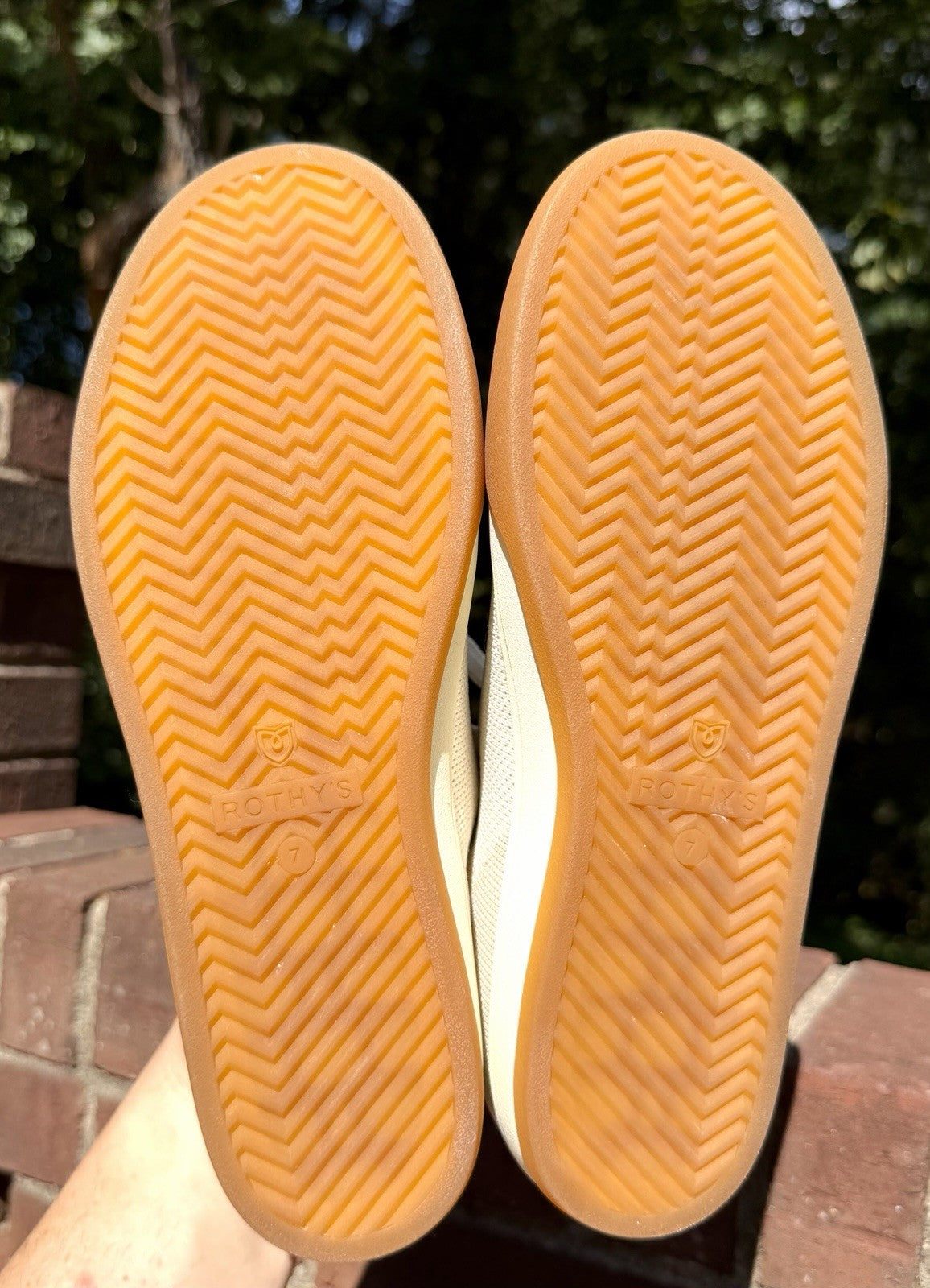 Rothy’s The Lace Up Blonde Sneakers Women's Size 7