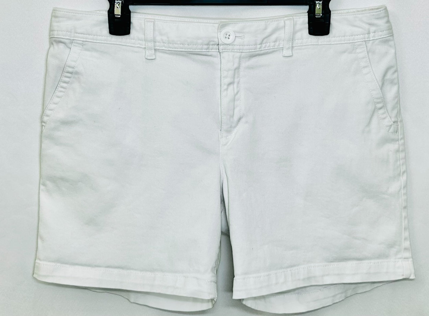 Eddie Bauer Women’s Shorts LEGEND WASH Stretch Slightly Curvy White Size 12