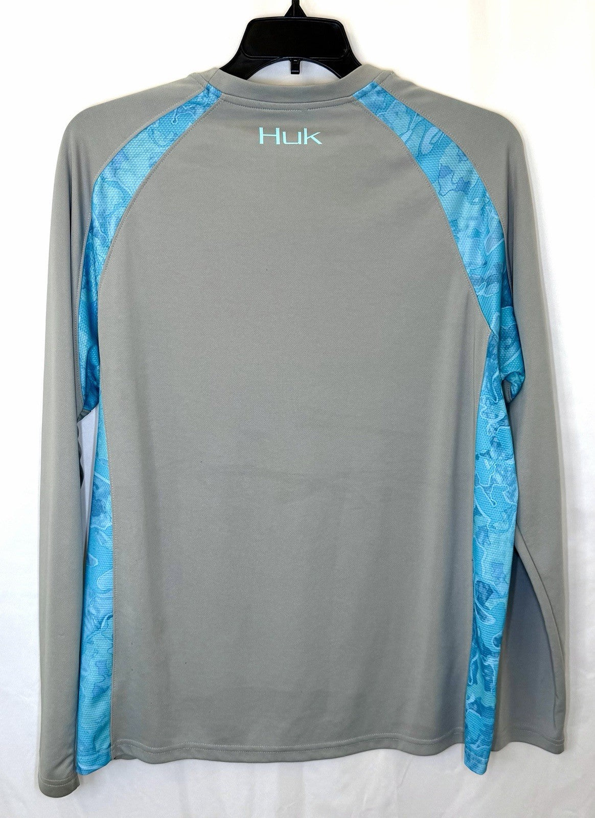 Huk Performance Fishing Shirt Strike Solid Long Sleeve Large Gray w/Blue Logo