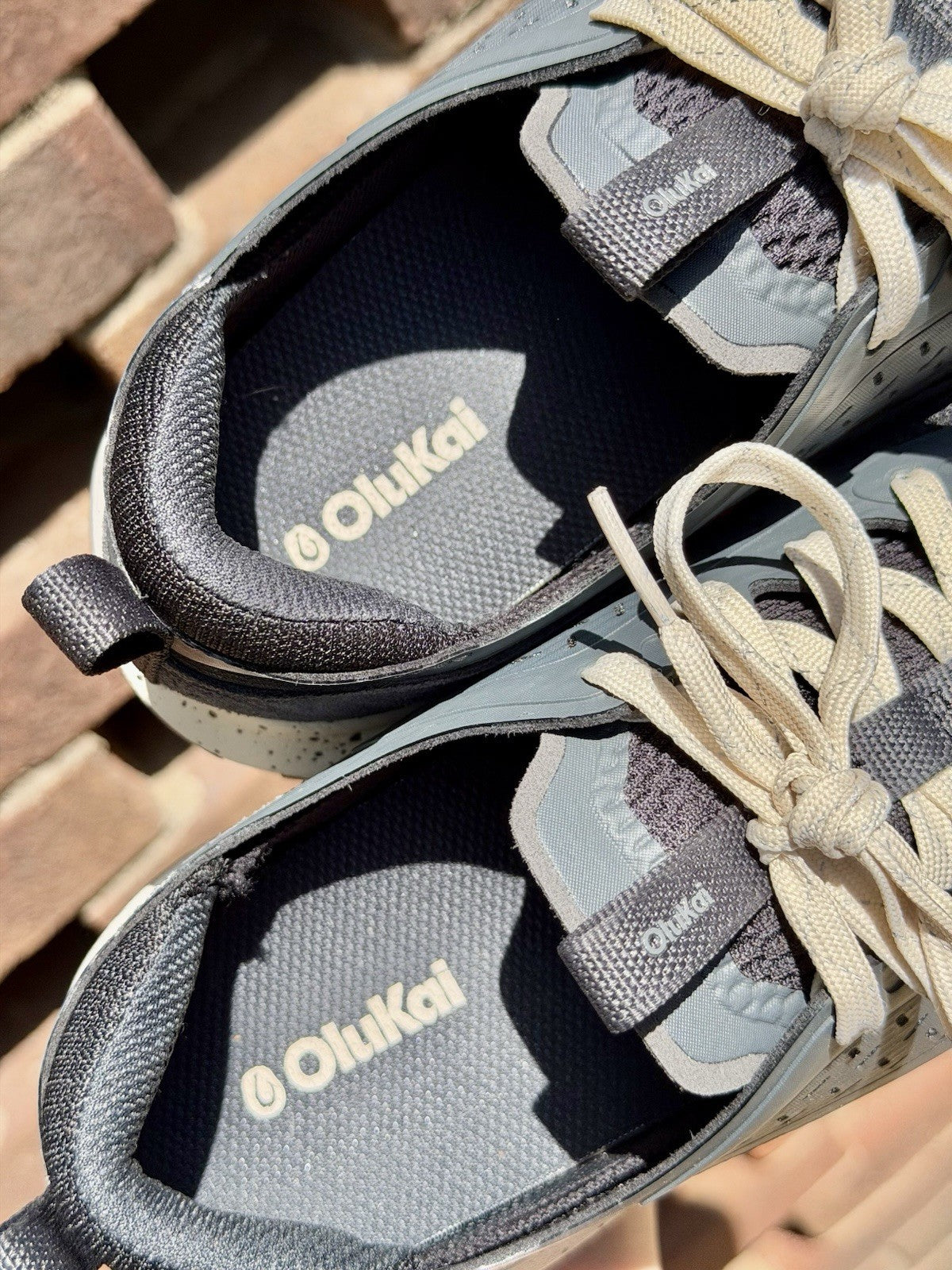 OluKai Makiki Womens Size 9 Trail Running Shoes Dark Gray Suede Worn Once VGC