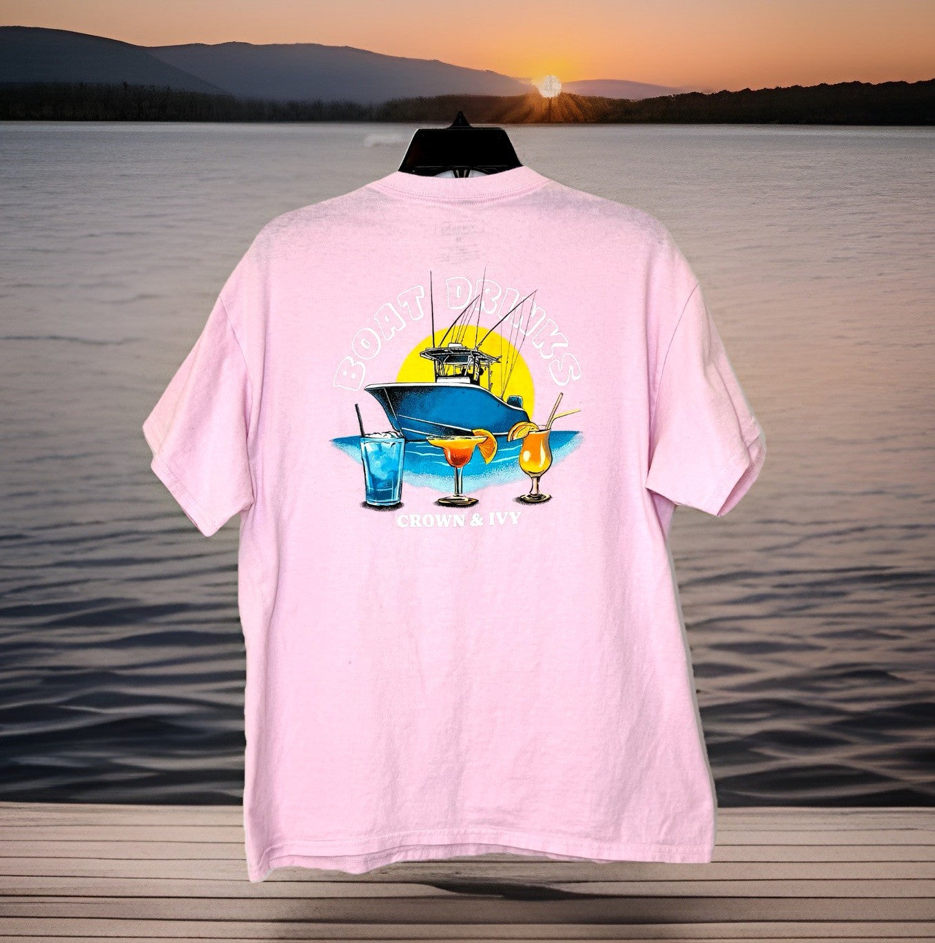 Crown & Ivy Women's Graphic Tee “Boat Drinks” Mauve Color Size Medium