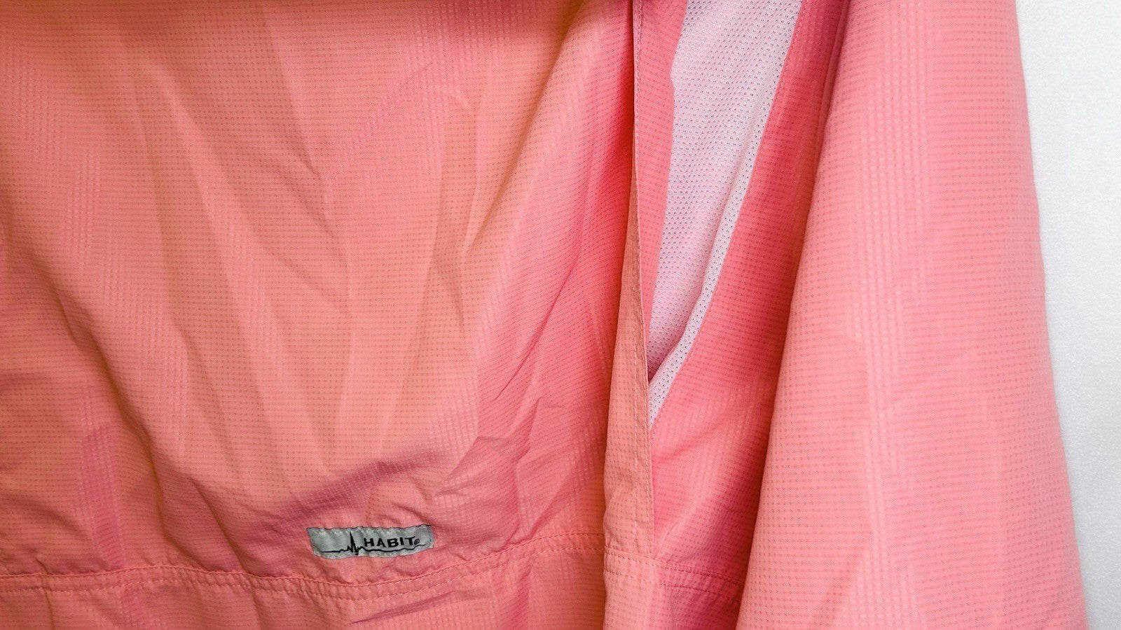 Habit Mens Short-Sleeve Button-Front Shirt, Salmon Red, UPF 40+, Size XL, EUC