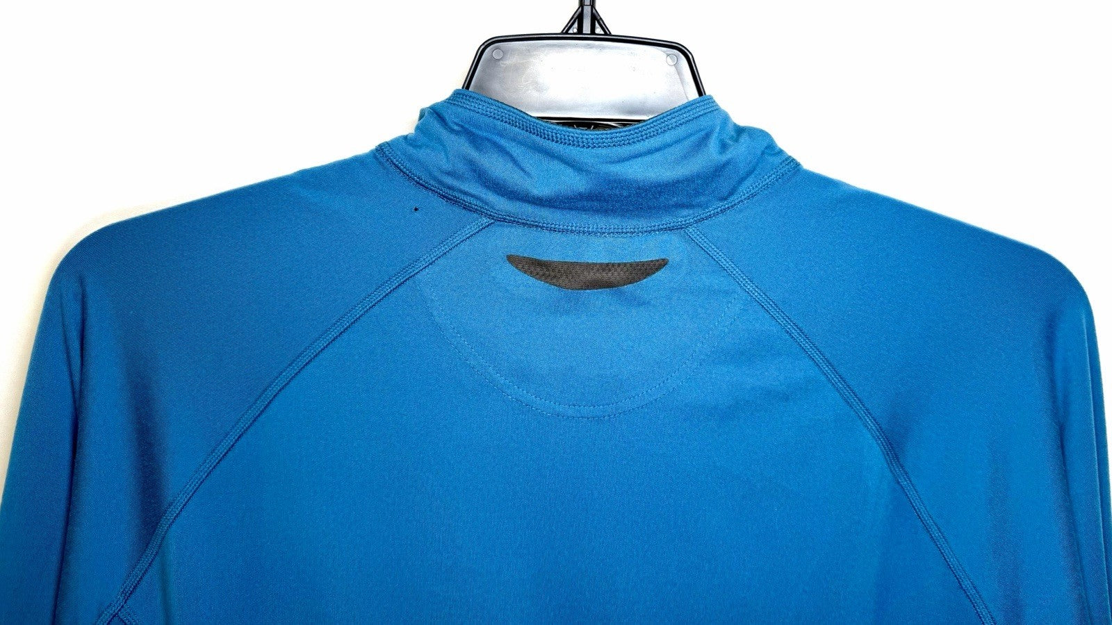 REI Portal Men’s Large Blue Pullover Half Zip Long Sleeve Hiking Outdoors Earbud