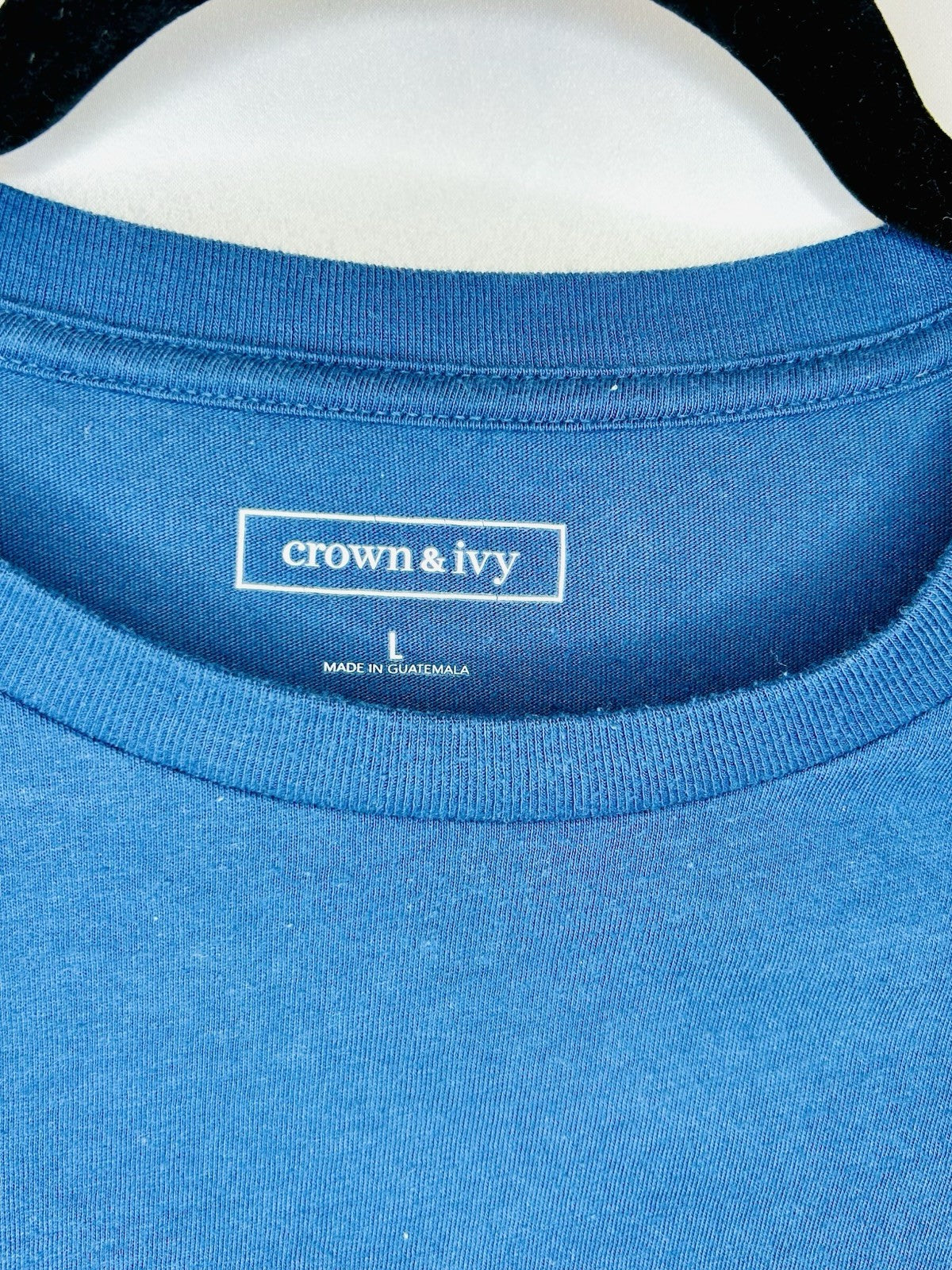 Crown & Ivy Blue Deer Lights Long Sleeve Graphic Tee - Men’s Large