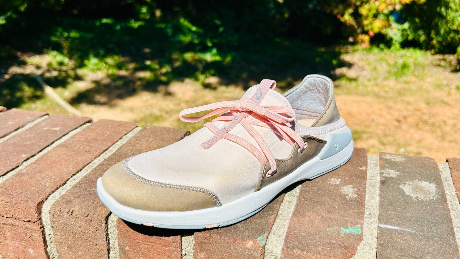 OLUKAI Pearl Blush/Pale Grey Miki Li Slip On Shoes Sneakers | Women's Size 7