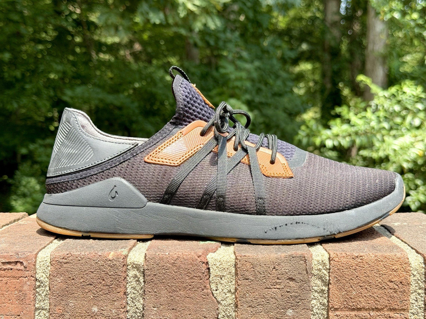 OluKai Mio Li Men’s Size 12 Lava Rock Athletic Sneakers Shoes Worn Twice
