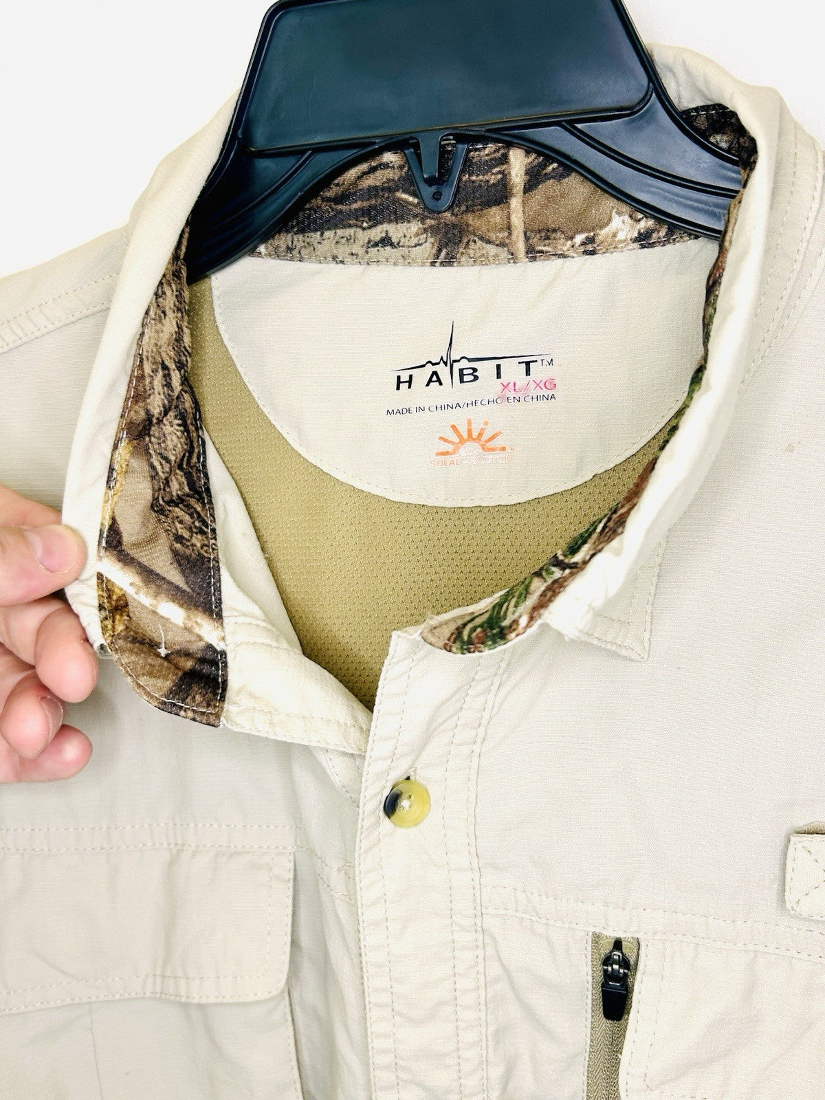 Habit Solar 30+ Factor Beige Realtree Button Up Fishing Men's Shirt 100% Nylon
