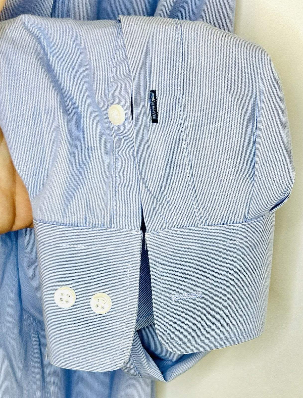 TOMMY HILFIGER BUTTON DOWN MENS SHIRT 16 1/2 34/35 REGULAR FIT LIGHT BLUE 