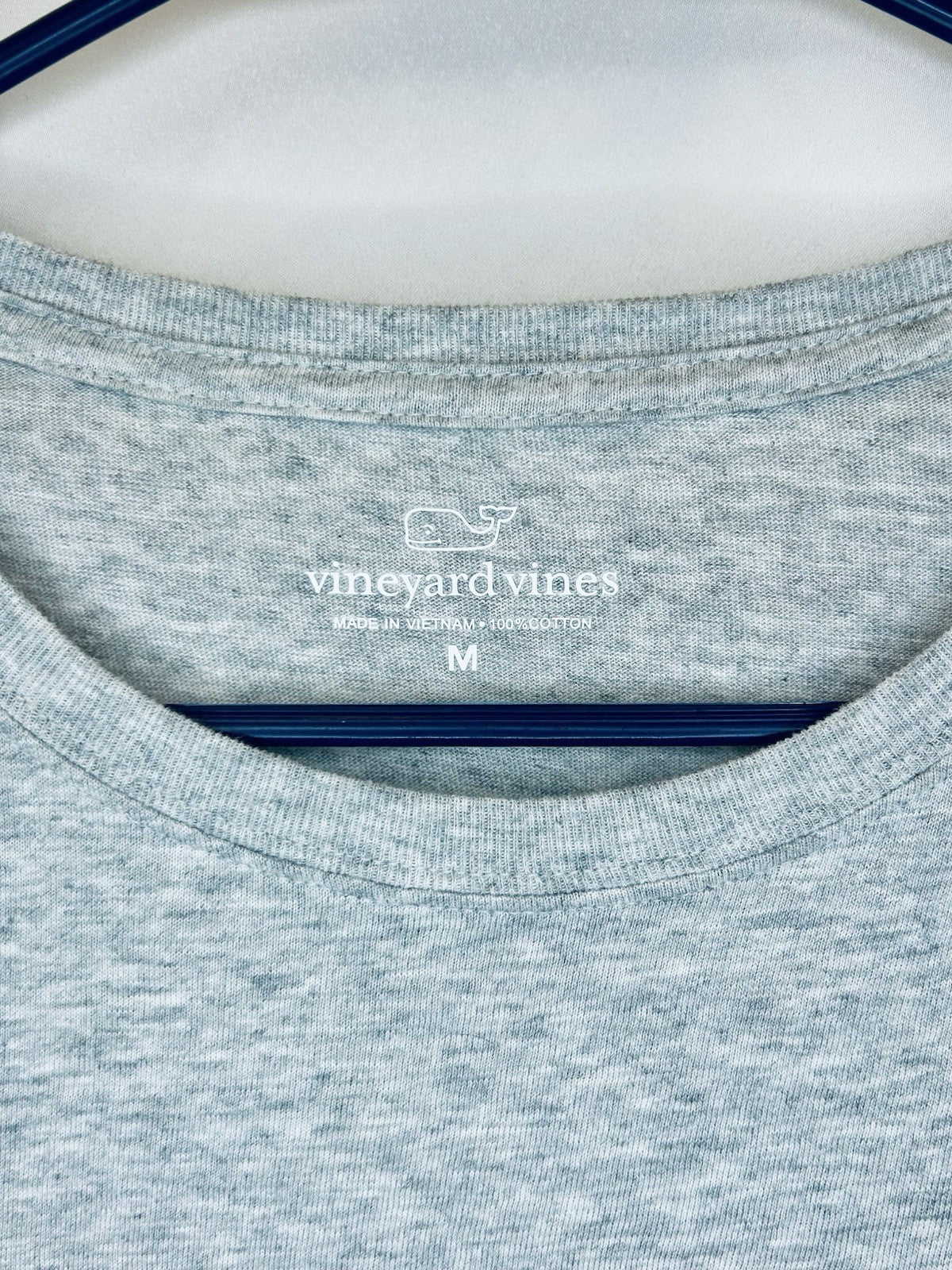 Vineyard Vines Shirt Womens Medium Gray Long Sleeve Whale Logo Pocket Tee Casual